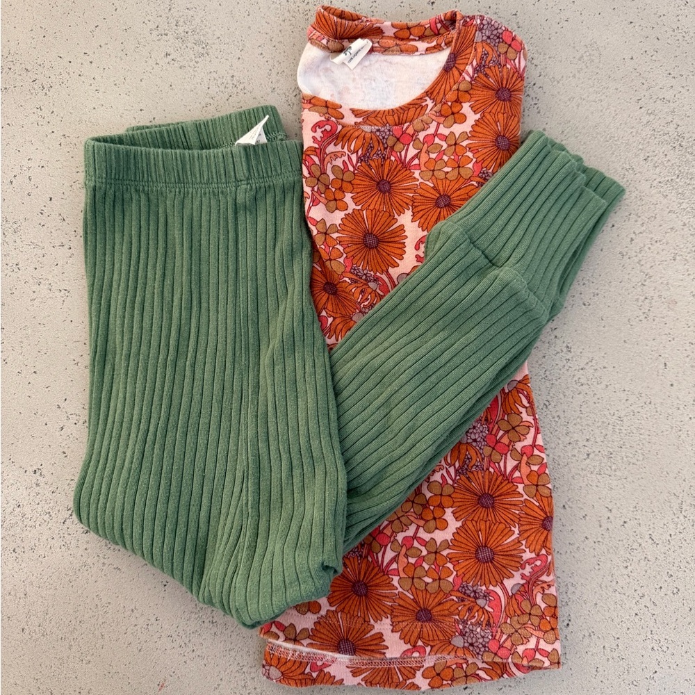 Kate Quinn cotton top and bottoms